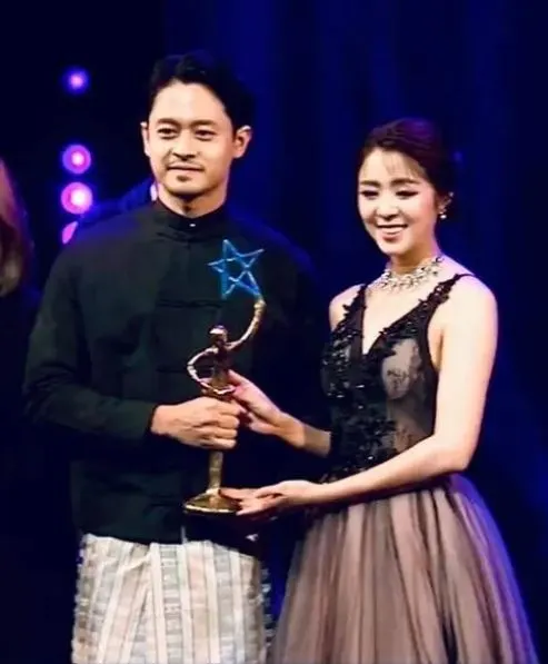 Actor Dong won another Thai Golden Television Award