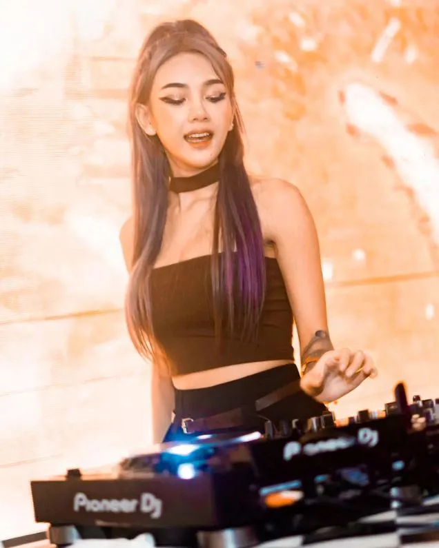 Nyo Min Lwin will make DJ Malay win an Academy Award <img src="https://news.oneday.press/wp-content/uploads/2023/06/oneday_993e50213d5aff.webp" alt="Nyo Min Lwin will make DJ Malay win an Academy Award">