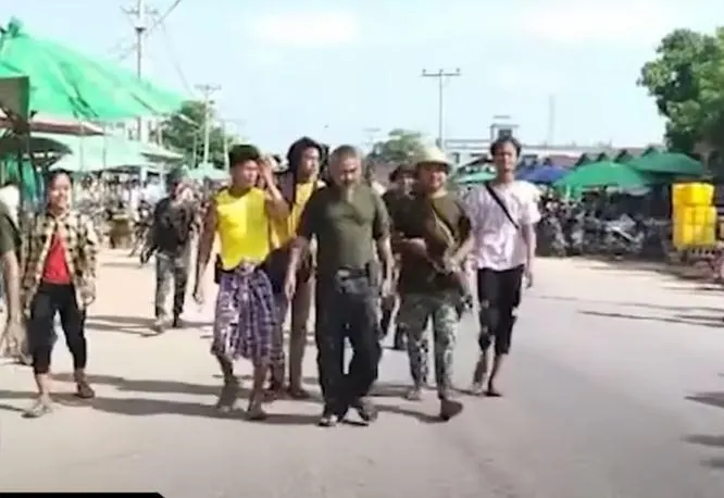 The People's Party members are marching up to the city