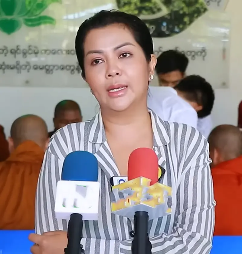 Khine Hnin Wai resolved the issue of Poe Kyar Phyu's donation