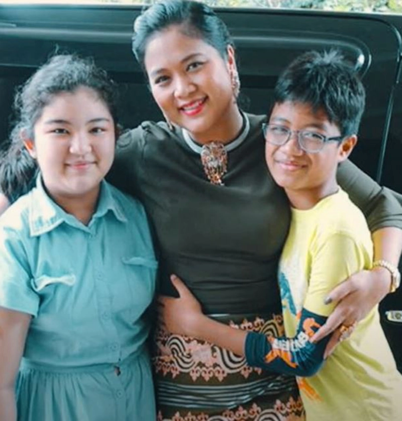 Soe Myat Nandar told Myat Myat Maung is educated and perfect <img src="https://news.oneday.press/wp-content/uploads/2024/06/500c.webp" alt="Soe Myat Nandar told Myat Myat Maung is educated and perfect">