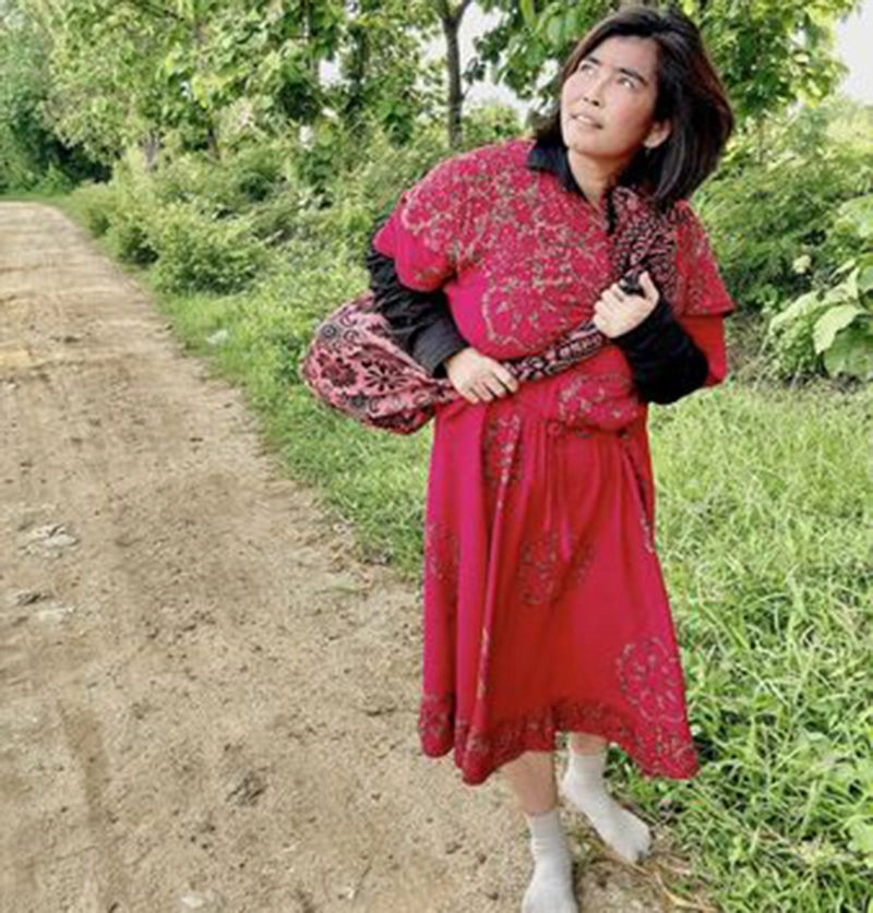 Singer Ta Tha Tha tells how she escaped from Sintkuu <img src="https://news.oneday.press/wp-content/uploads/2024/07/512q.webp" alt="Singer Ta Tha Tha tells how she escaped from Sintkuu">